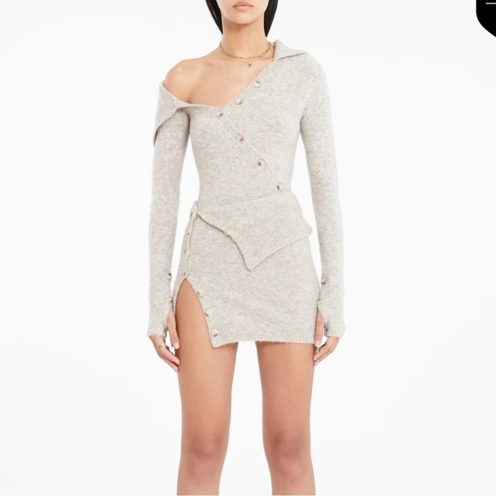 RUVE Off-Shoulder Beige Knit Dress